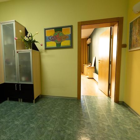 Apartamento Arte Vitosha Blvd Sofía Exterior foto